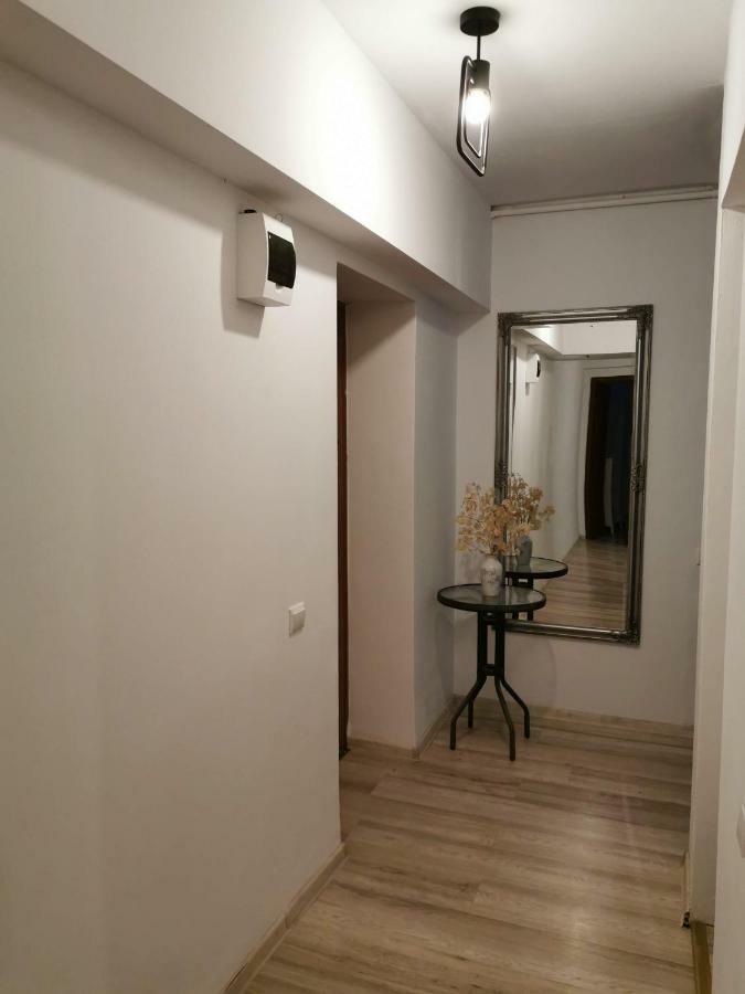 Youth Central Apartment Târgu-Mureş Екстериор снимка